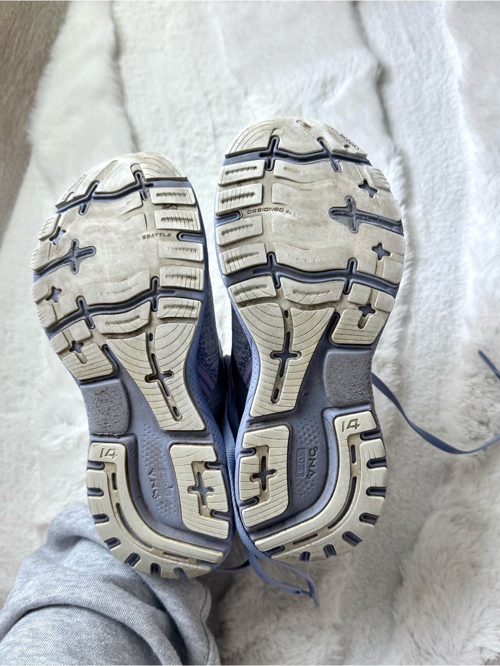 Women’s Brooks Ghost 14 8B - Picture 5 of 6